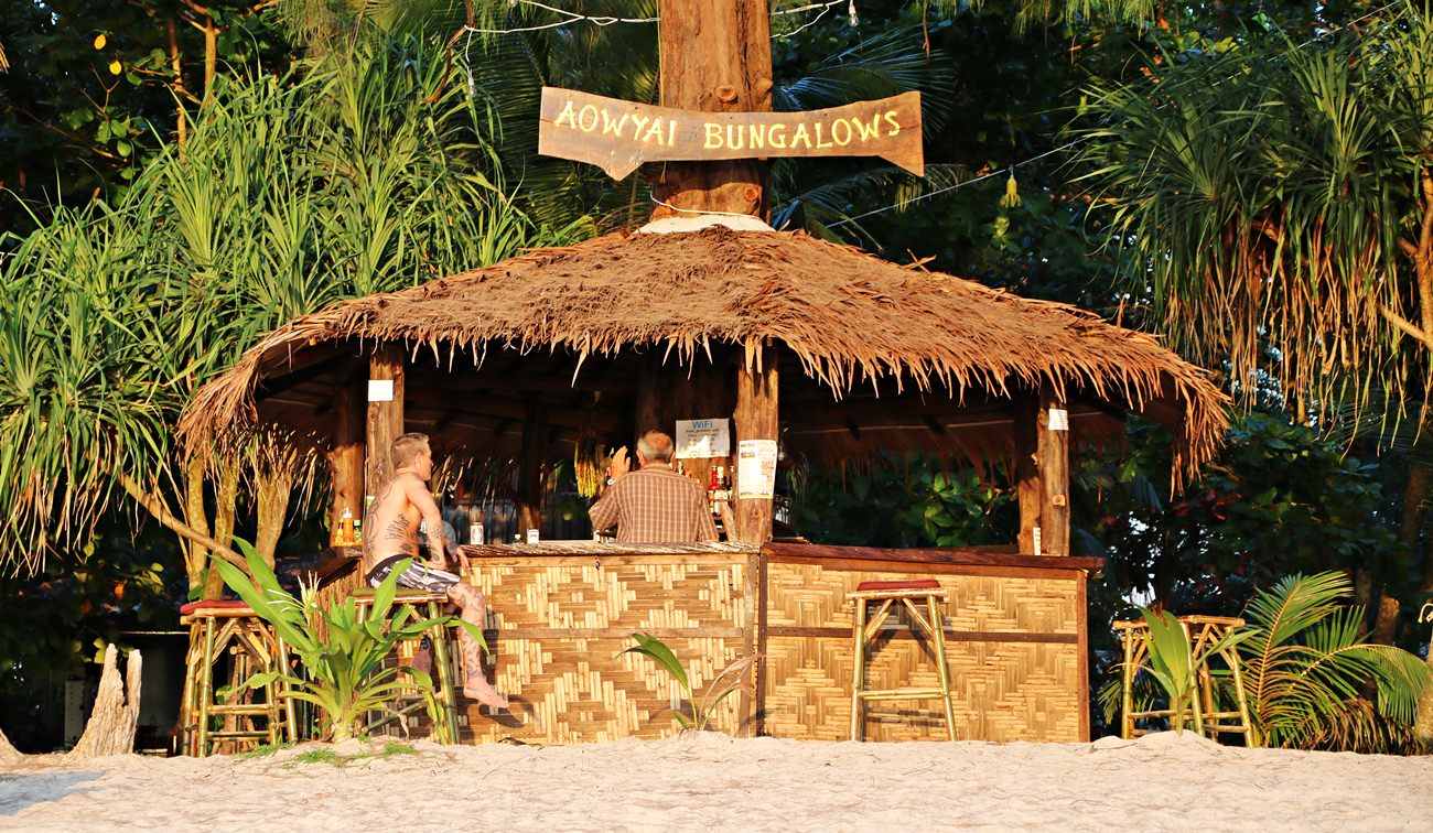 Koh Phayam bar na plaży