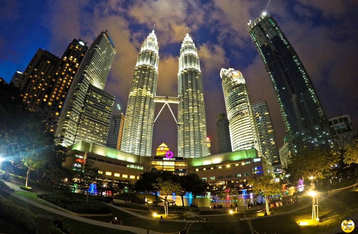 Azja top 10 miejsc Petronas Towers Malezja